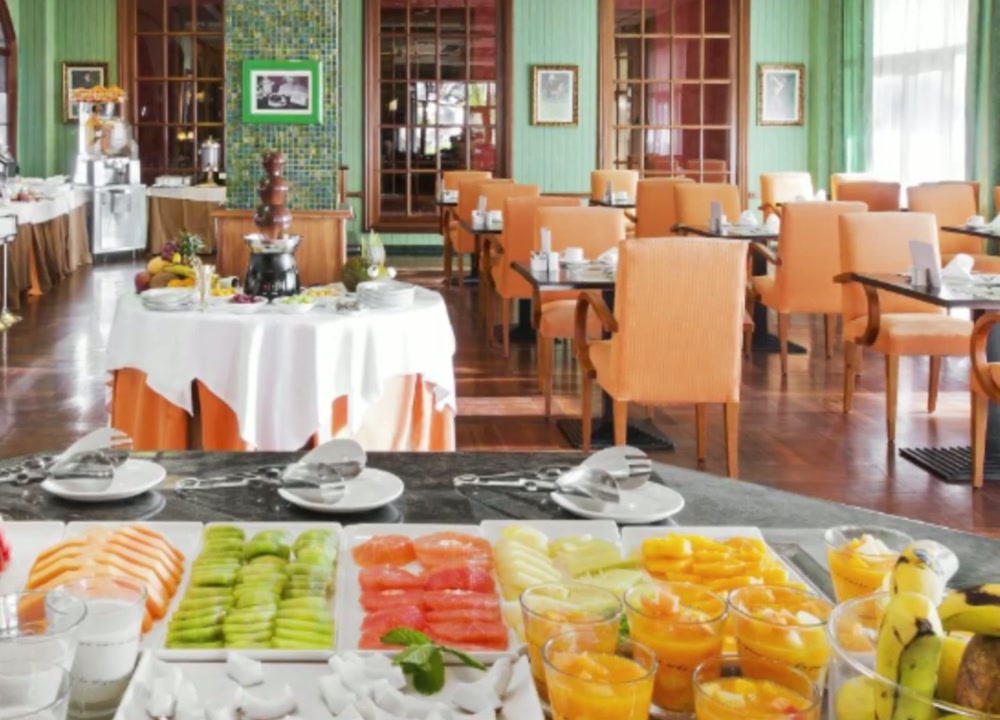 Restaurantbuffet im Elba Palace Golf & Vital Hotel