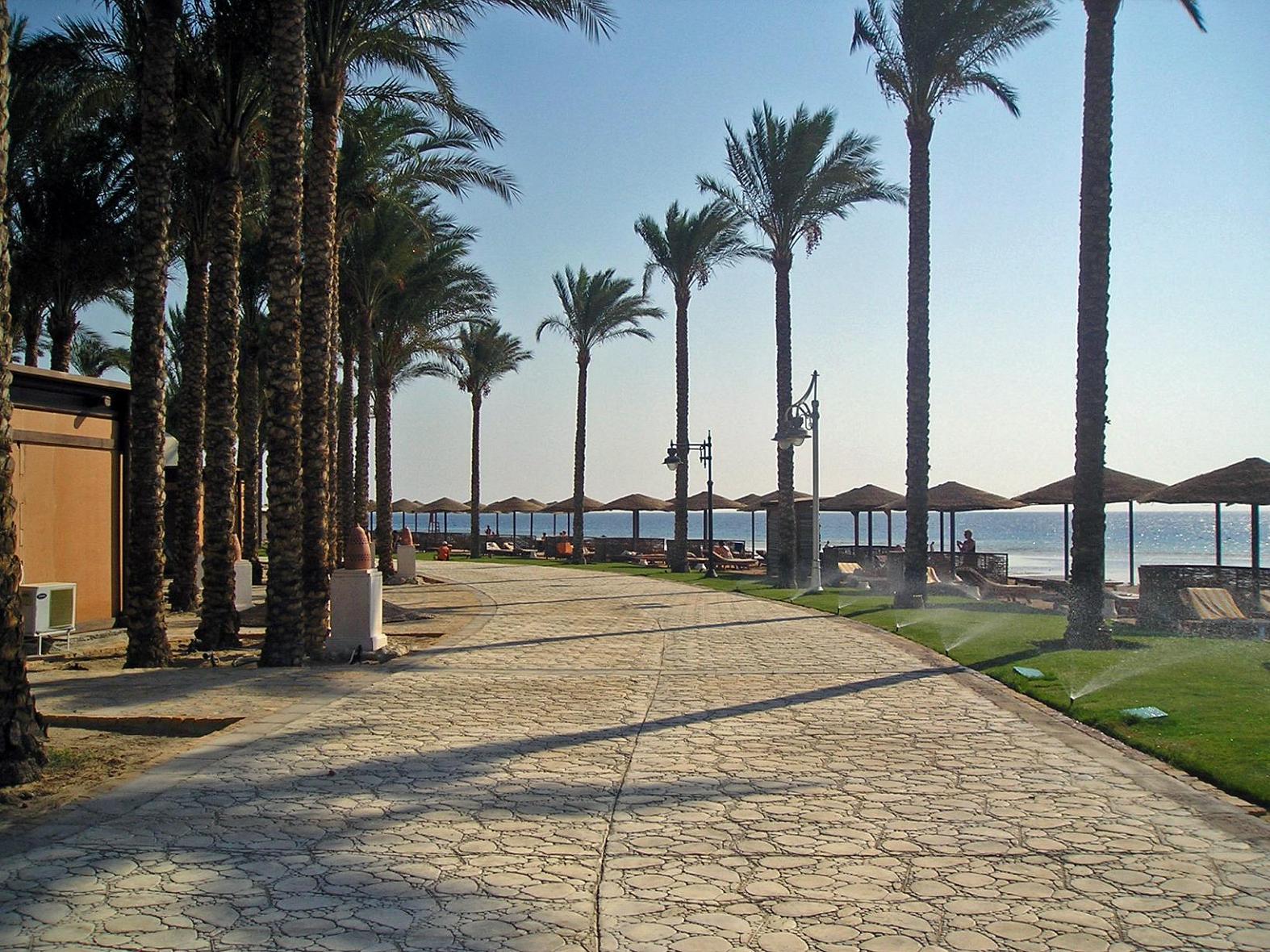 Strandabschnitt vor dem Makadi Palace in Makadi Bay